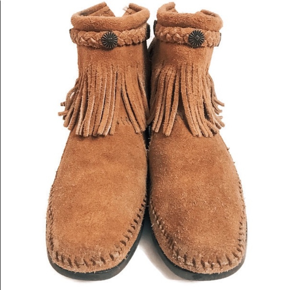 MINNETONKA Ladies Tan Booties Size 7